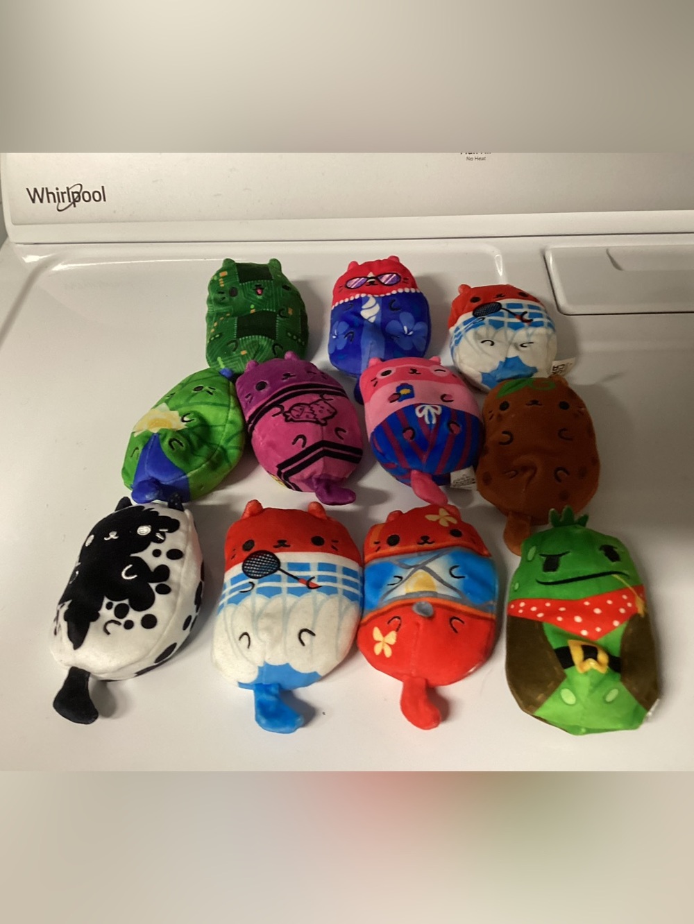 11 cat versus pickles plushy’s